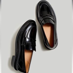 SOLD - Madewell Vernon Leather Loafers (size W7.5)